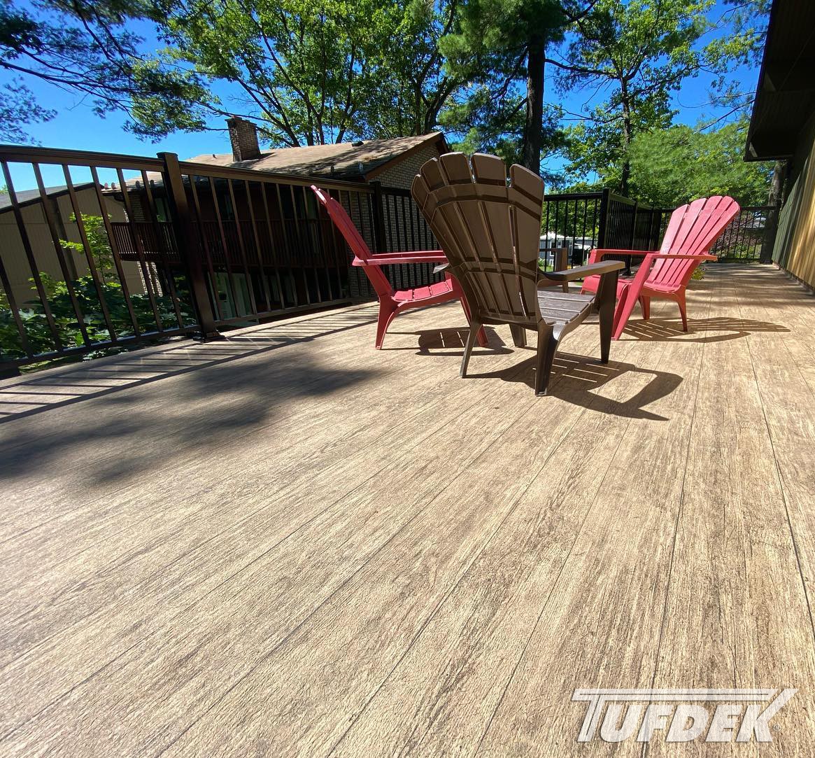 Custom vinyl deck project detail